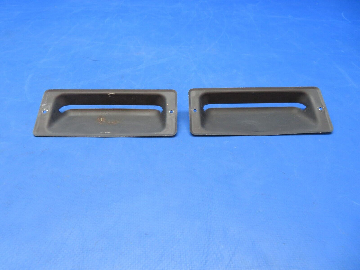 Piper PA-28-140 Defroster Air Outlet P/N 65318-00 LOT OF 2 (0823-367)