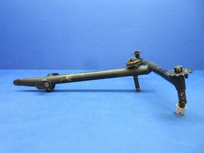 Piper PA-28-180 Control Column Assy P/N 62703-25 (0723-905)