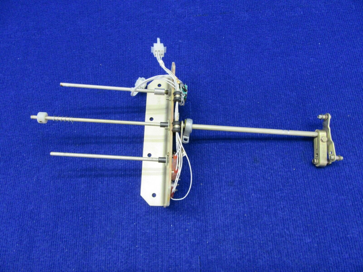 Cirrus SR-22 Cabin Air Control Assy w/o Fan P/N 17427-002, 21662-002 (1221-569)