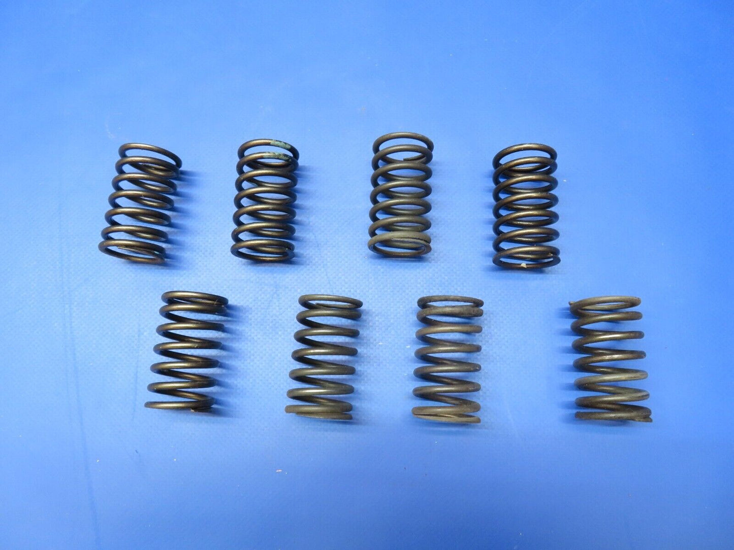 Lycoming Inner Valve Spring P/N LW-11795 LOT OF 8 (1022-321)