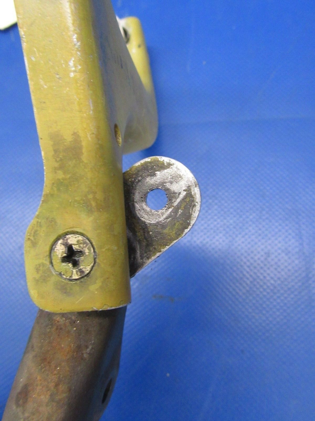 Beech Baron 95-B55 Rod & Arm LG Actuator / Gear Box RH 45-815003-1 (1118-56)