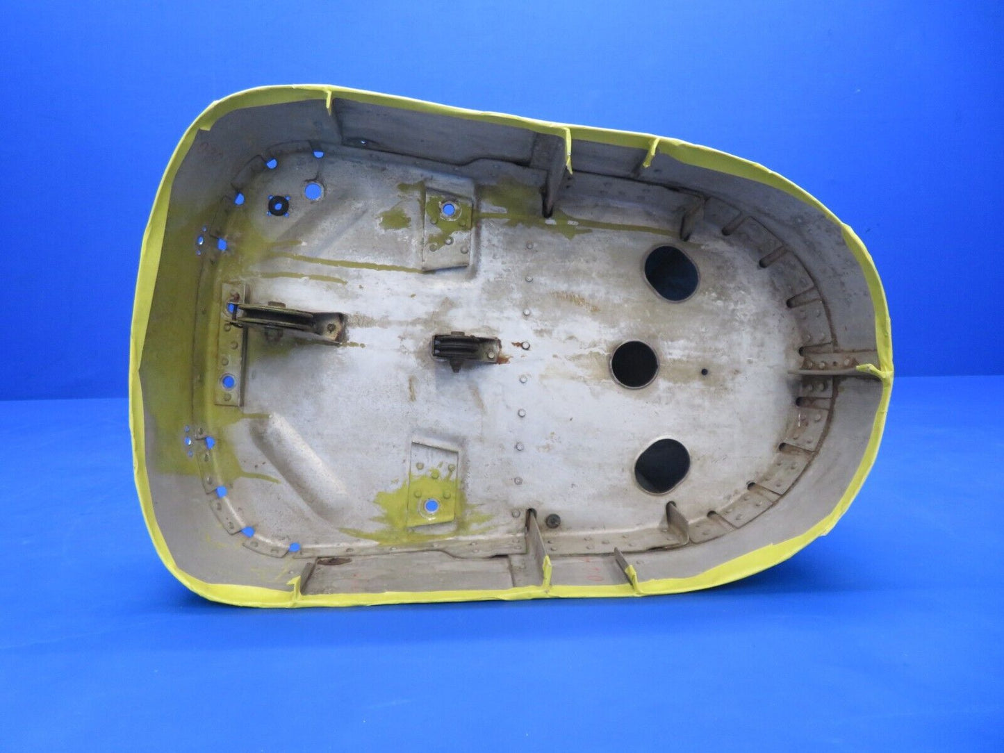 Cessna 172 / 172C Tailcone Assy Fuselage w/ Bellcrank P/N 0512008-2 (0723-468)
