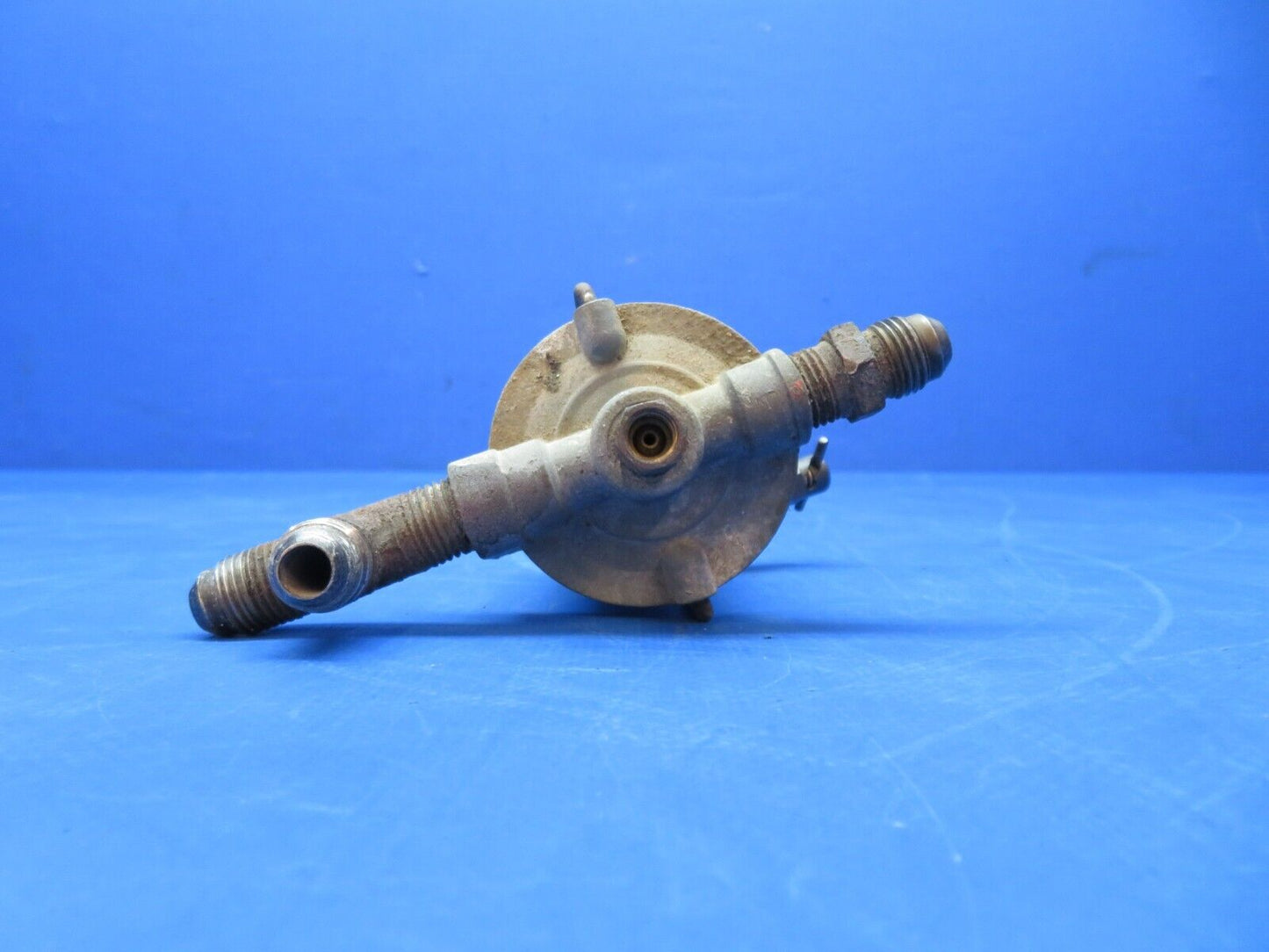 Piper PA-28-180 Fuel Gascolator Assy P/N 62301-03 (0723-718)