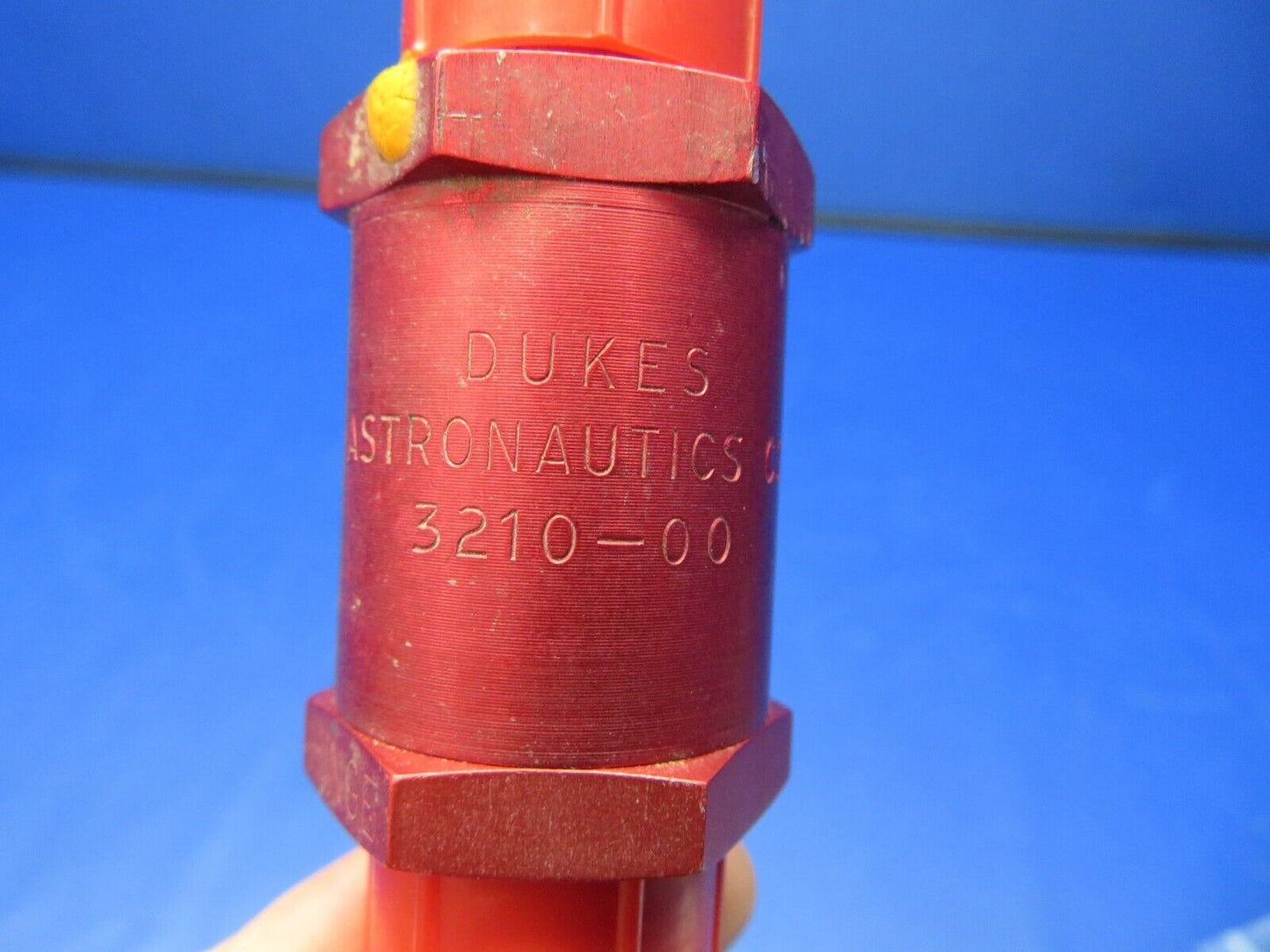 Dukes Check Valve Vacuum Manifold P/N 3210-00 Beech Baron (0721-711)