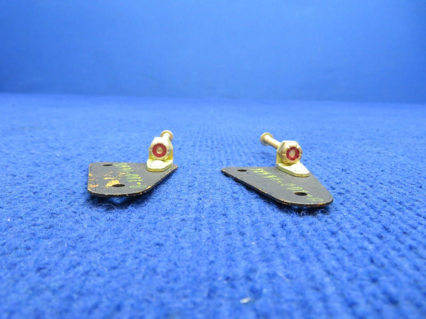 Piper Cowl Flap Stop Assy P/N 31538-001-B LOT OF 2 NOS (0822-702)