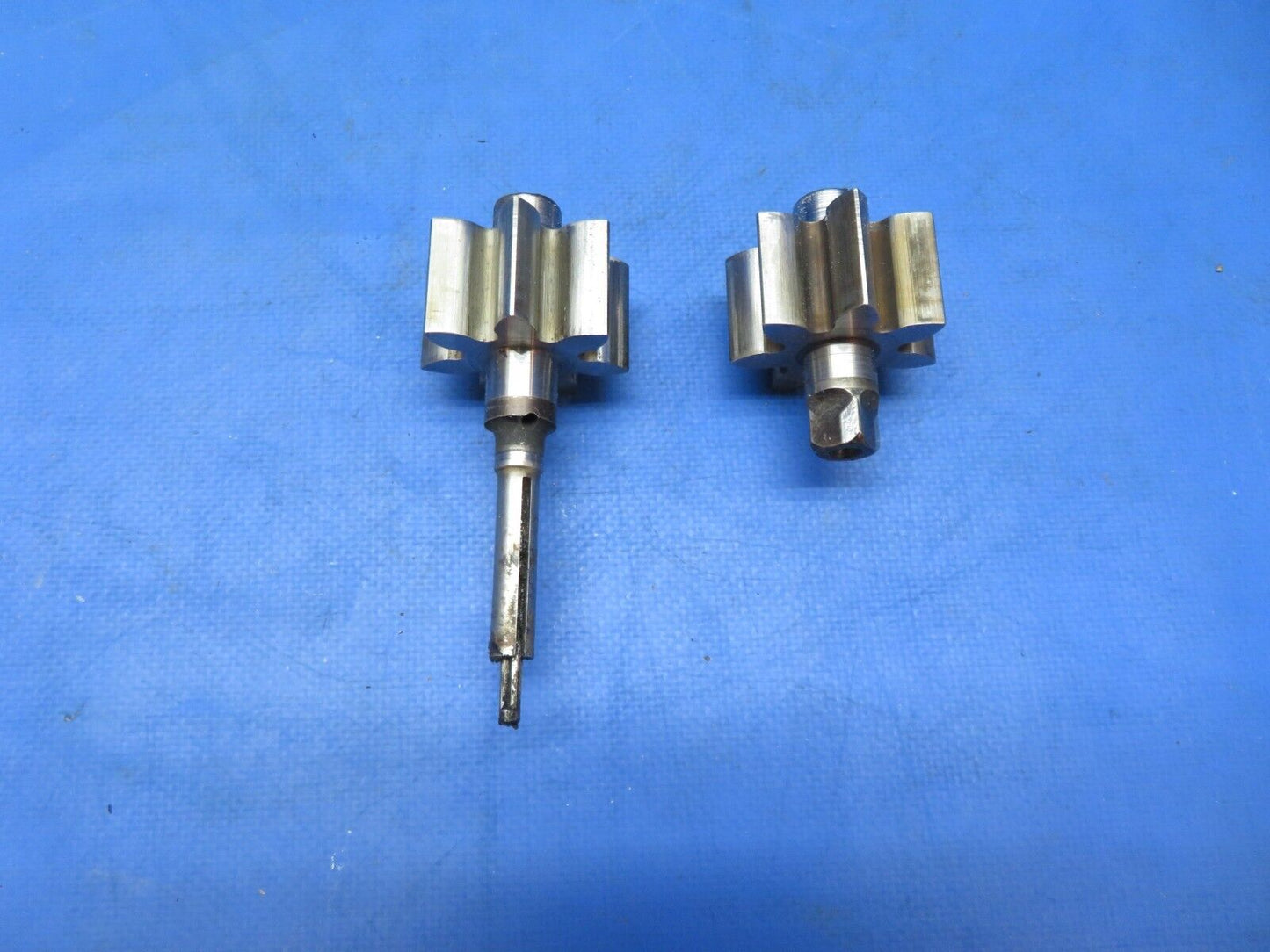 Continental E225-8 Impeller Oil Pressure Pump Gears P/N 530695 (0723-696)