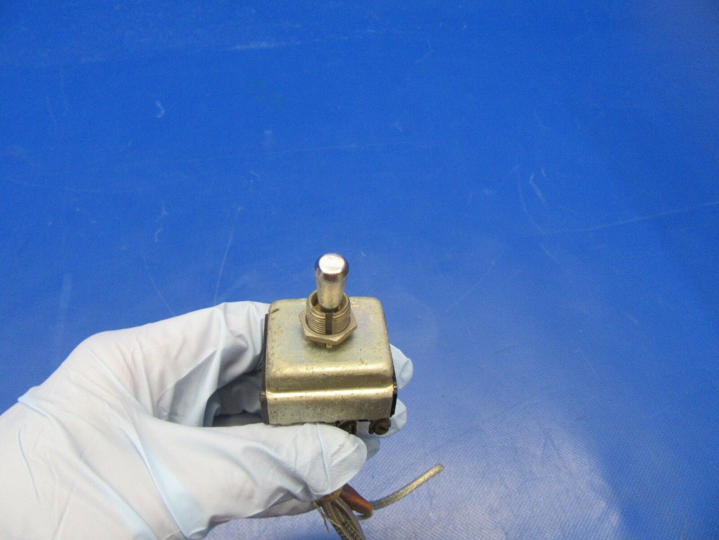 Beech Baron Toggle Switch P/N 35-380053-9 (1217-133)