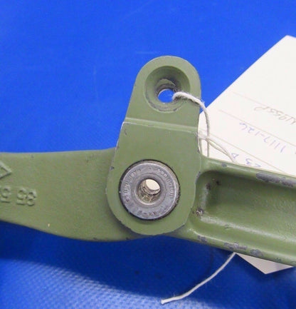Beech Baron Bellcrank Assy Aileron Control P/N 35-521158-7 (1117-126)
