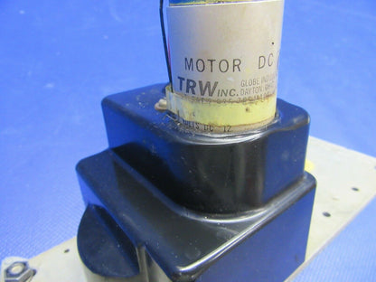 Edo- Aire Mitchell Pitch Trim Servo w / Brackets 14V P/N IC373-6-677 (0521-549)