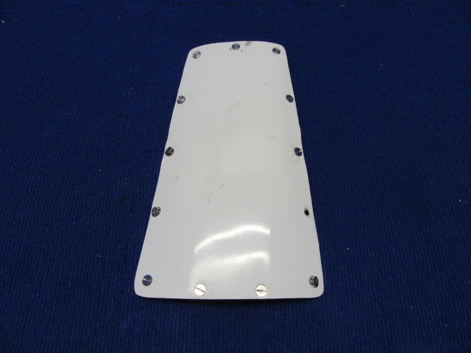 Beech Baron 95-B55 Nacelle Panel RH INBD / LH OTBD 96-980001-13 (1121-491)