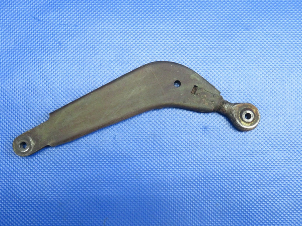 Cessna 337 / 337E Bellcrank Nose Gear Door P/N 1542034-10 (1223-1123)