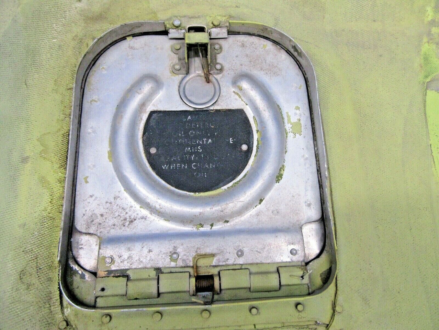 Cessna 310 / T310Q Cowl Shell Assy Upper LH 0851163-200 (0619-361)