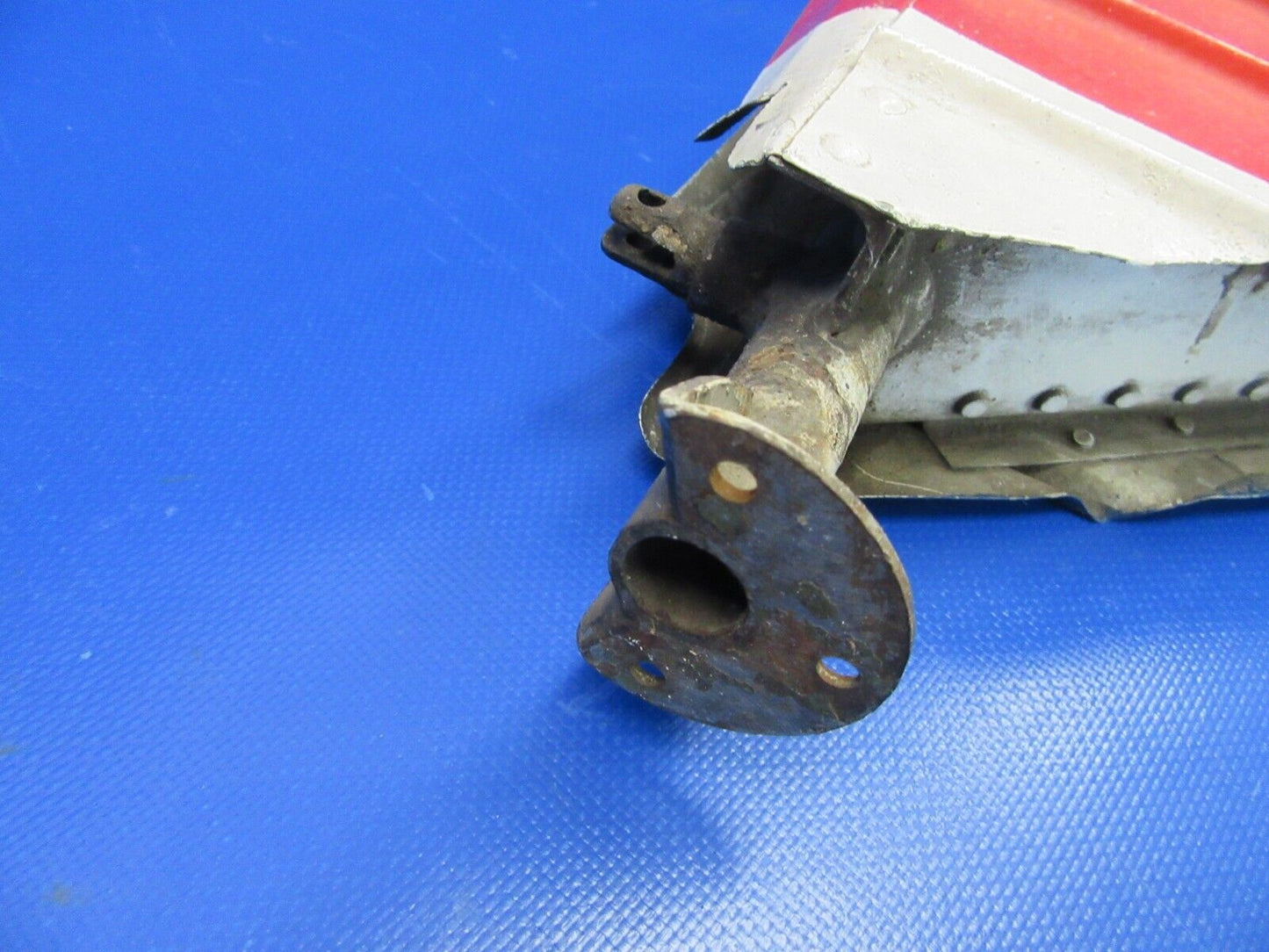 Luscombe 8 Series RH Elevator P/N 085021-200 (0723-07)