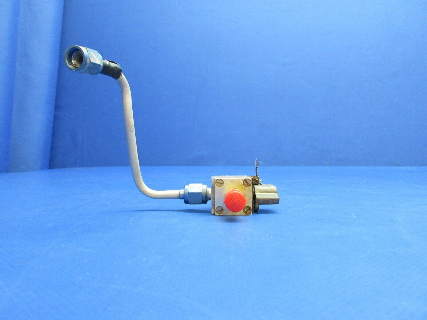 Cessna 401 Fuel Auto Valve P/N 375C-61WC (0523-420)
