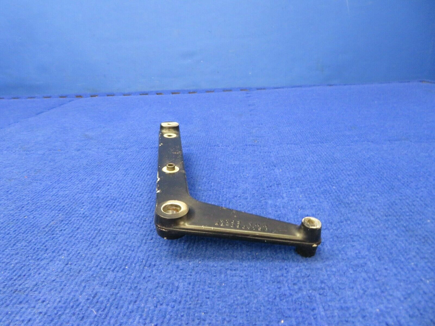 Cessna 210 Bracket Seat Pivot LH P/N 0514060-1 (0422-478)