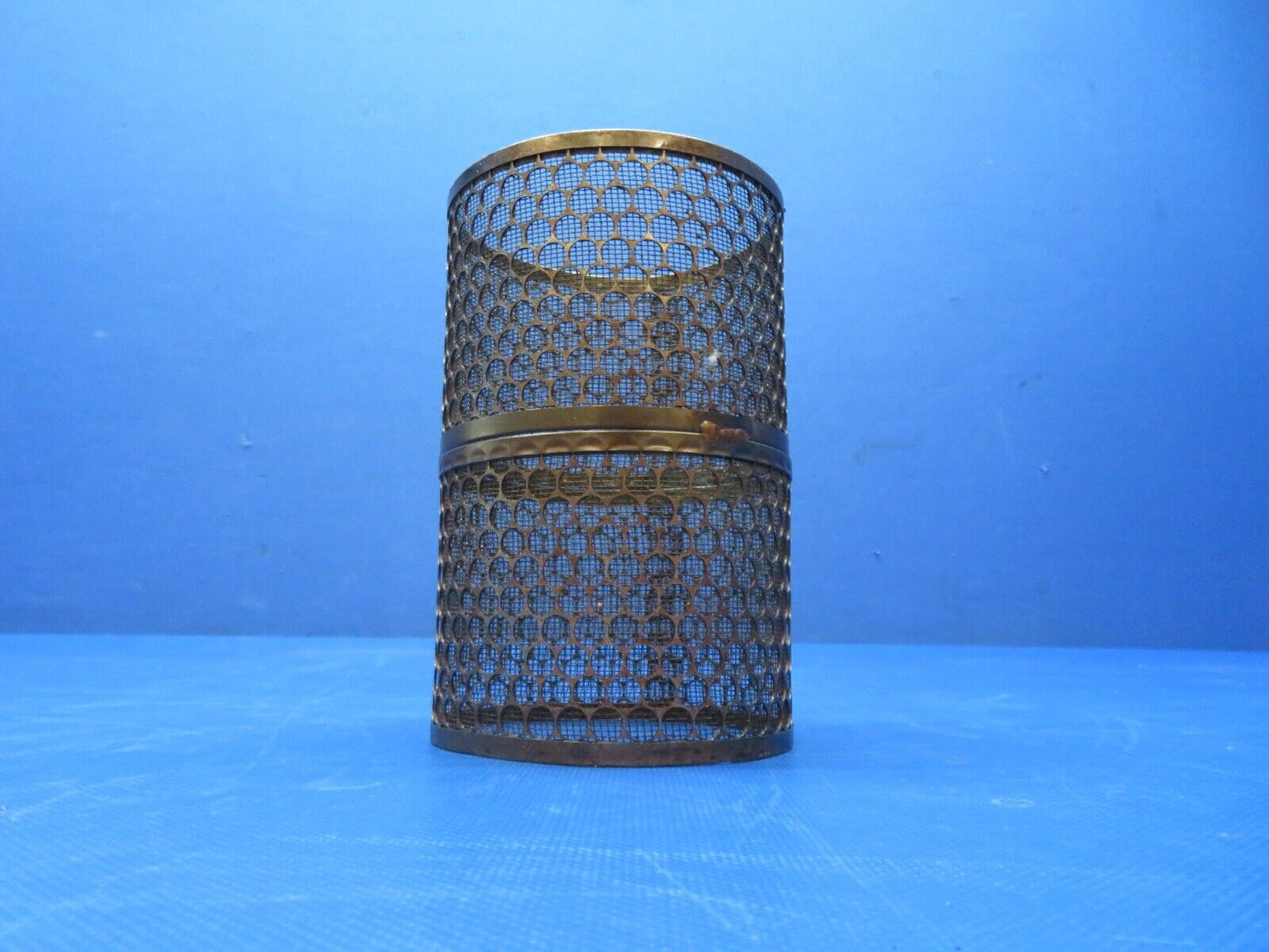 Cessna 401 / 401A LH Air Induction Canister Assy w/ Cap PN 0850344-57 (0124-119)