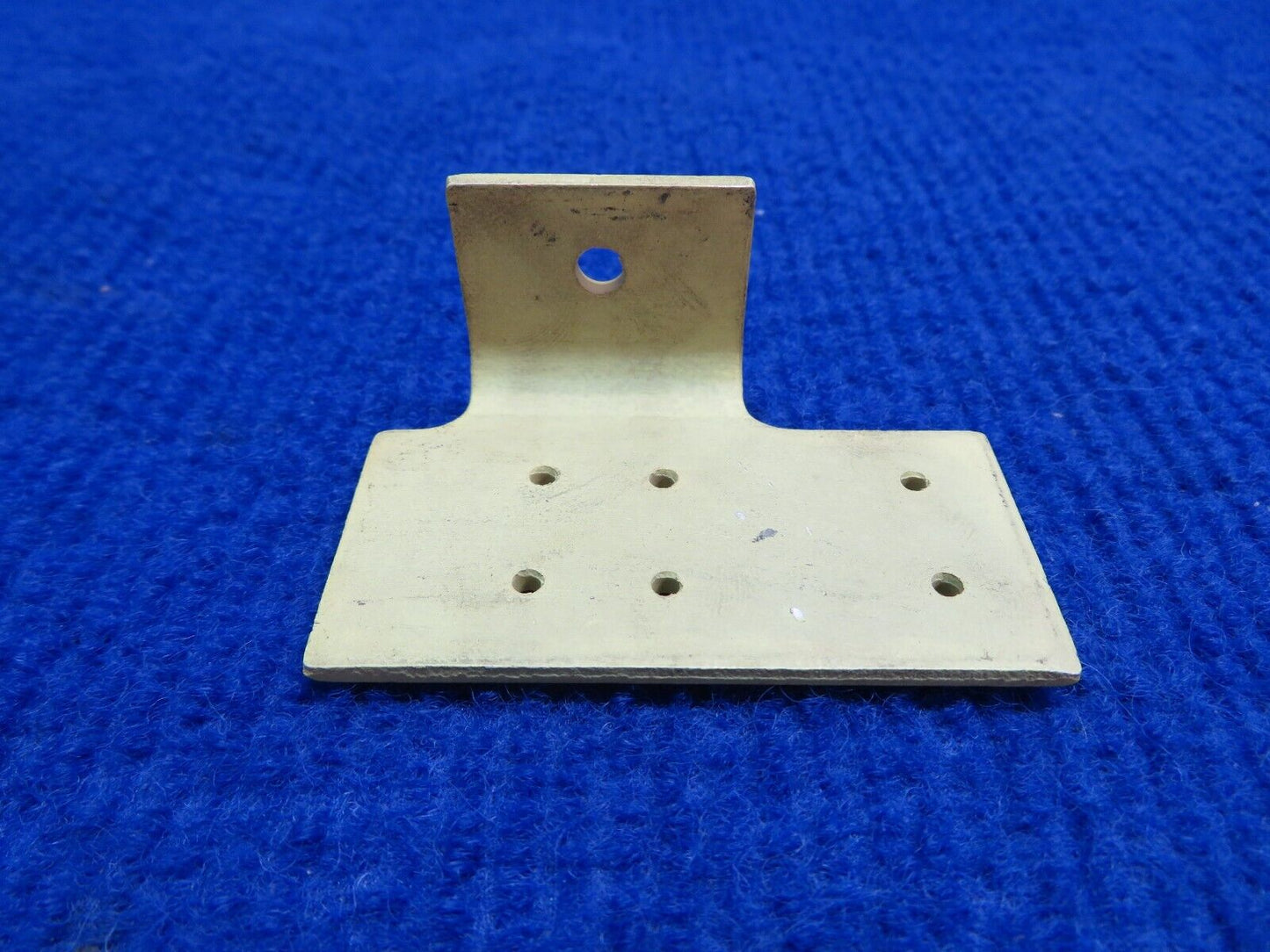 Beechcraft Angle P/N 50-980002-583 NOS (0622-696)