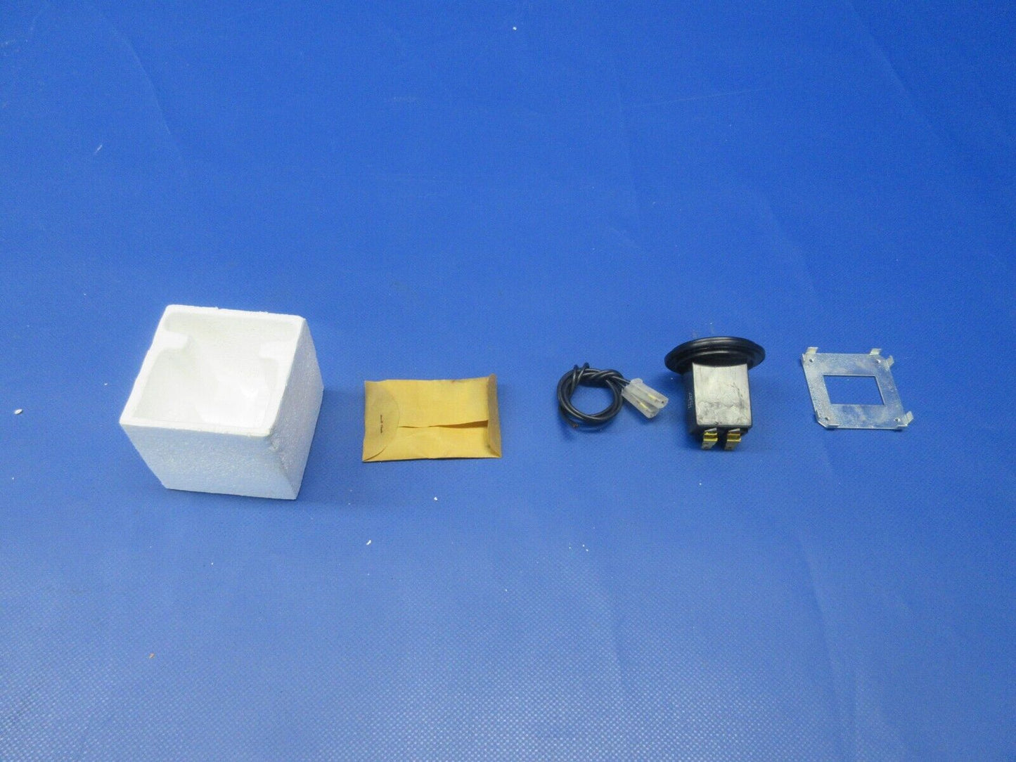 Stewart Warner Hobbs Direct Current Minimeter P/N 15007-15 NOS (0224-629)