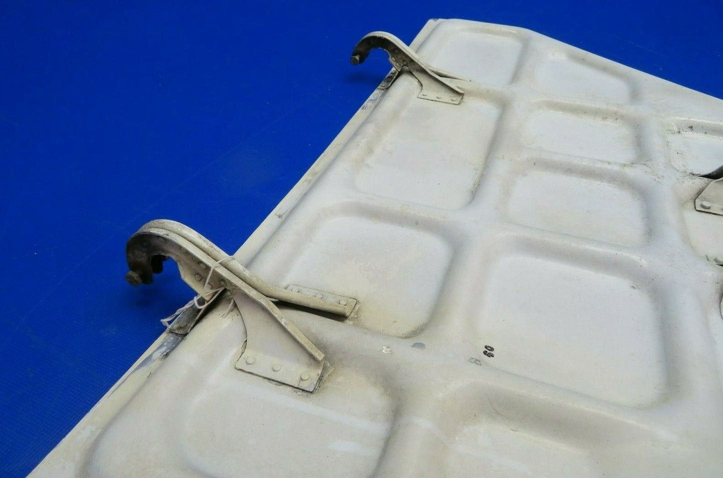 Beech Baron 95-A55 Main Gear Door OTBD RH P/N 35-815055-69 (0420-342)