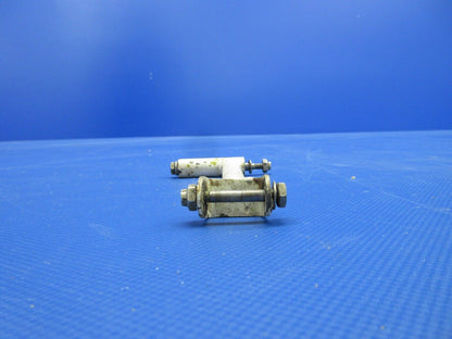 Mooney M20 / M20F Beam Walking Retract LH / RH P/N 560031-000 (0224-717)