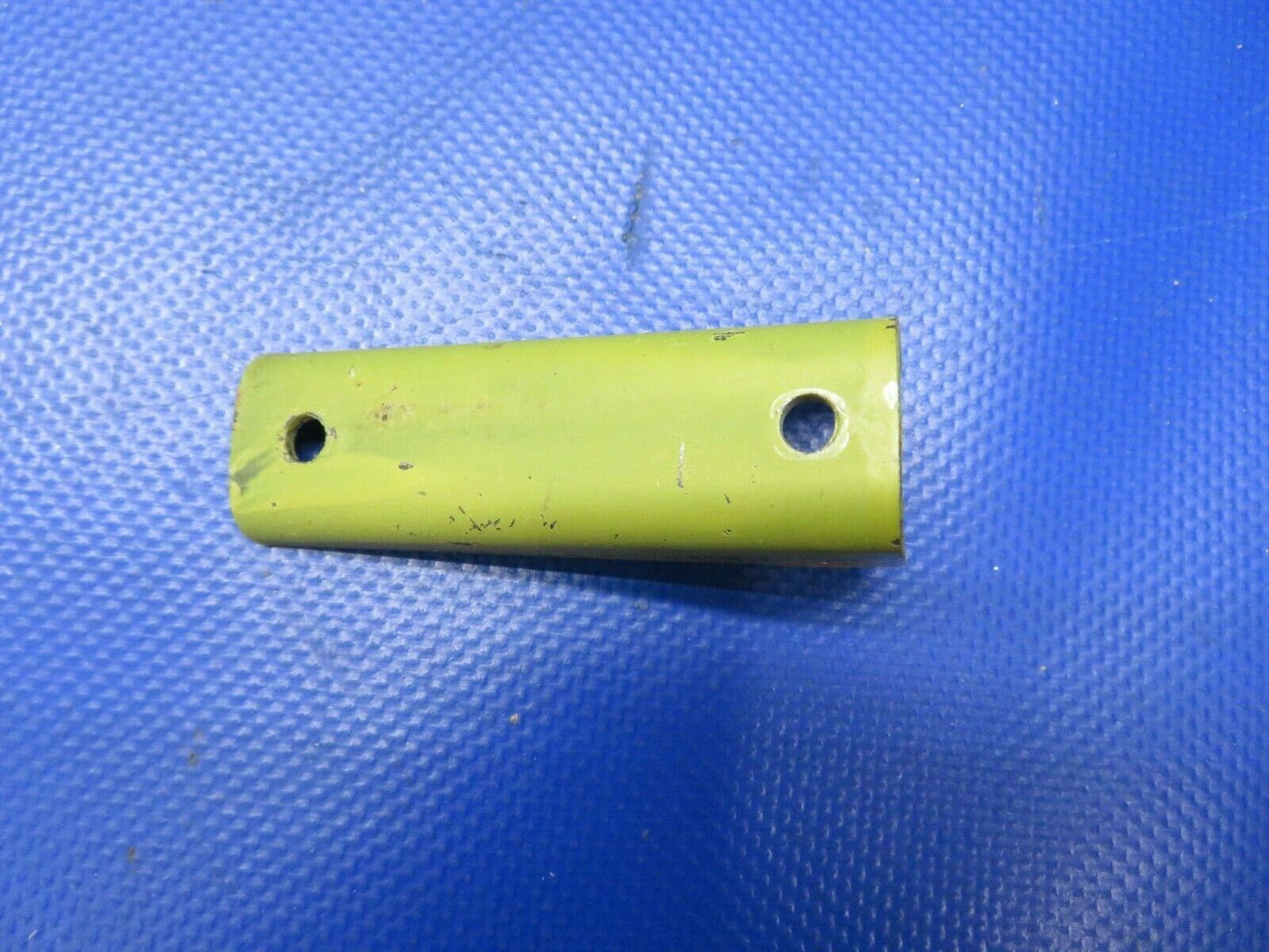 Mooney M20 / M20K Seat Belt Bracket Rear Seat Middle P/N 750013-009 (0721-1056)