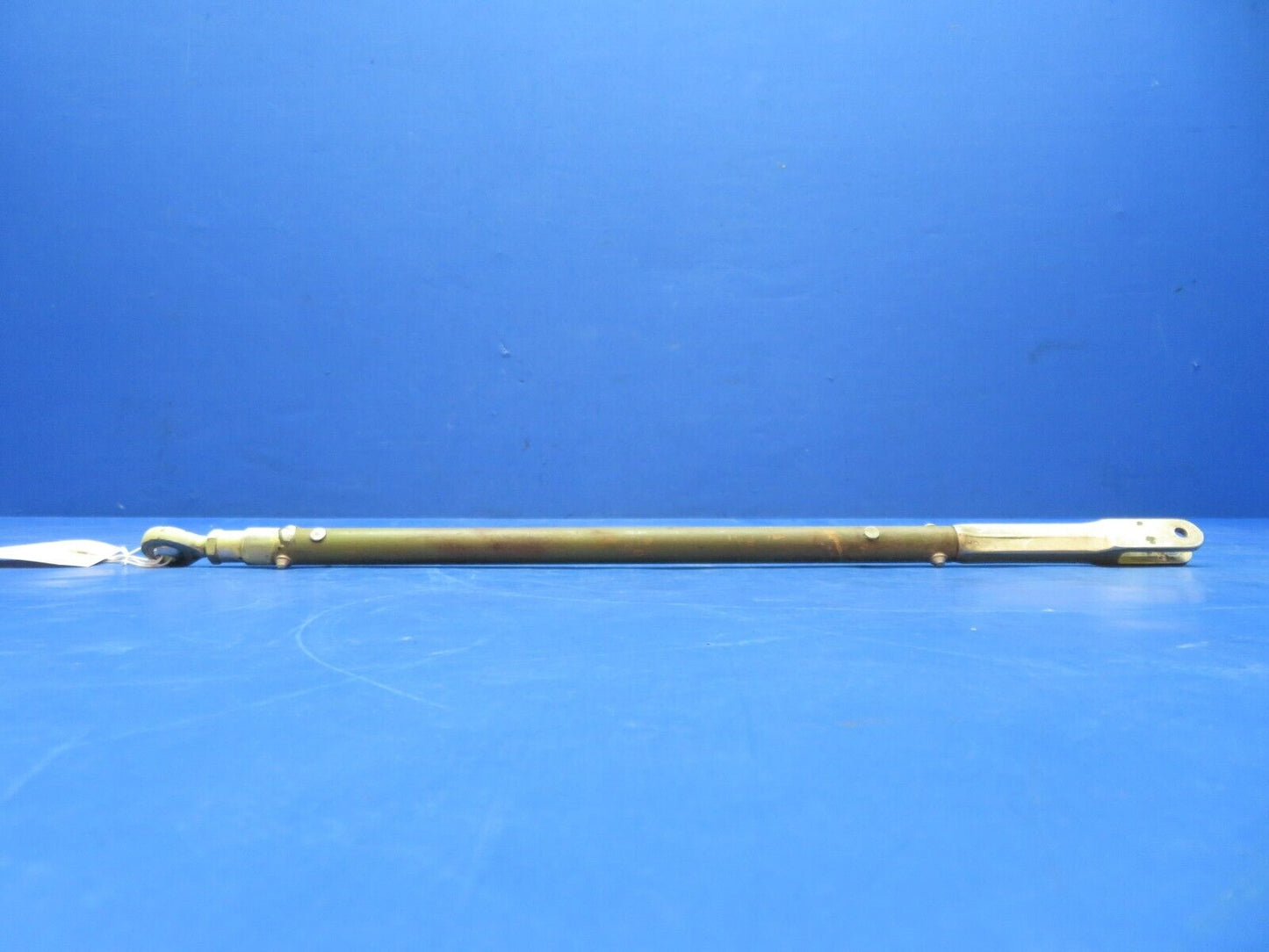 Cessna 310 / 310I LH Tube Assy Gear Drive MG Retract P/N 0841130-2 (1023-116)