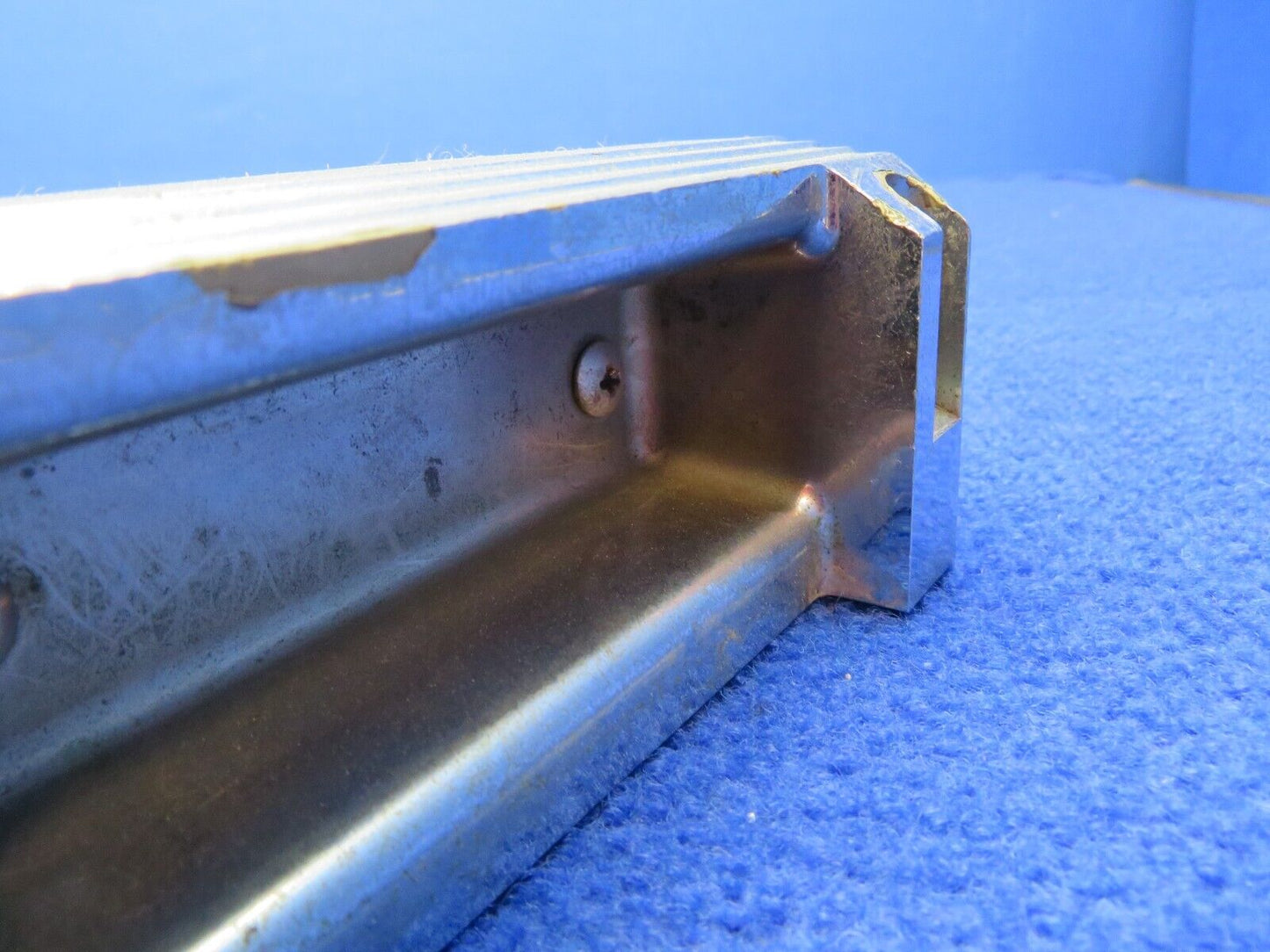 Piper Arm Rest RH P/N 66710 (0722-675)