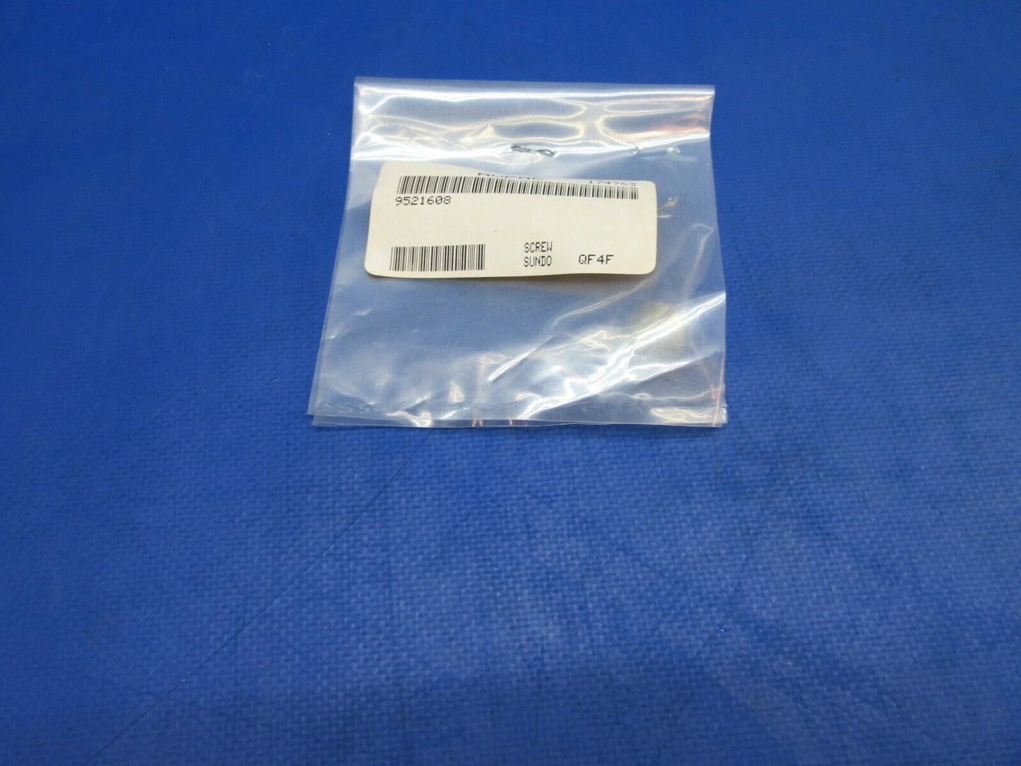 Meggitt Screw P/N 9521608 NEW OLD STOCK (1123-762)