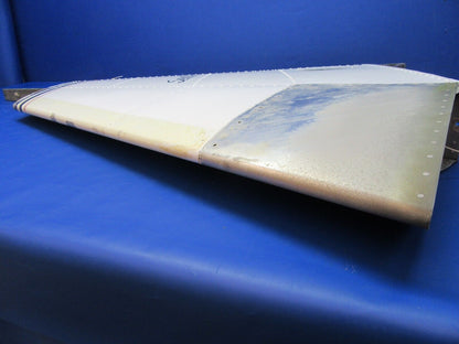 Piper PA-34-200T Seneca II Vertical Stabilizer / Fin P/N 95530-05 (0323-213)