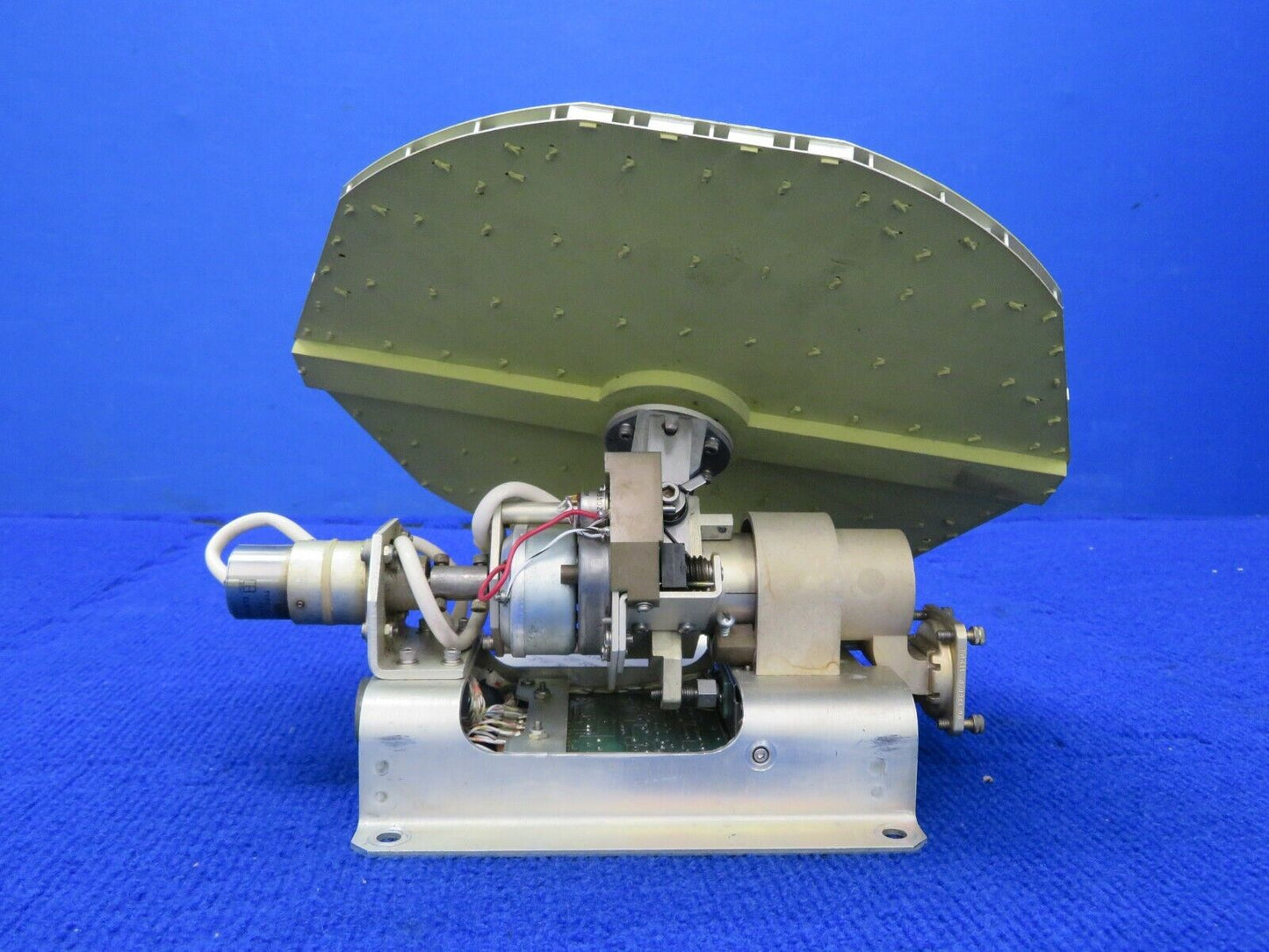 Bendix DA-144A Antenna Radar P/N 4000790-4406, 4000525-1212 (0222-02)