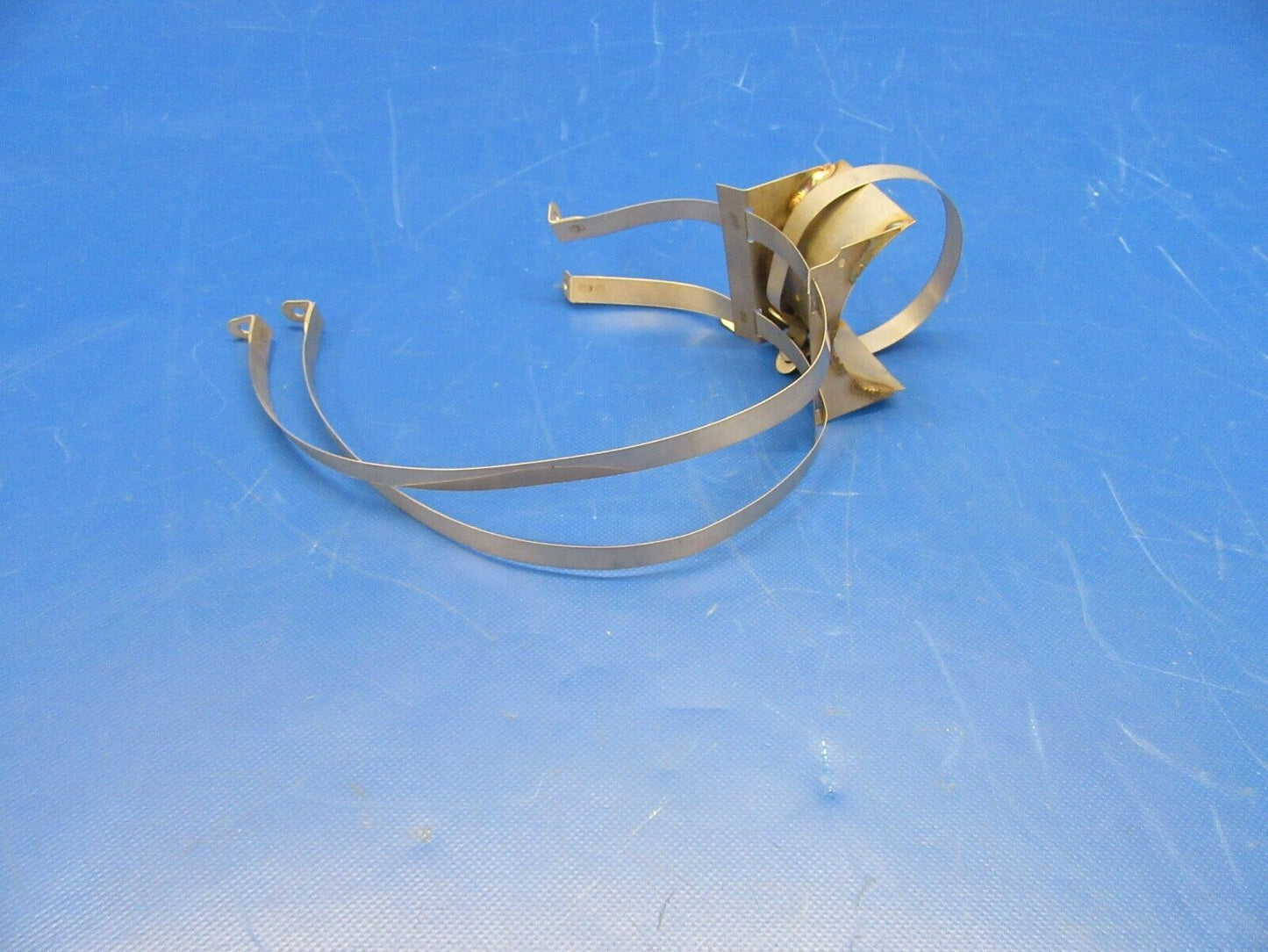 Piper PA-30, 34, 34-200T Clamp P/N 753-664 NOS (0419-188)