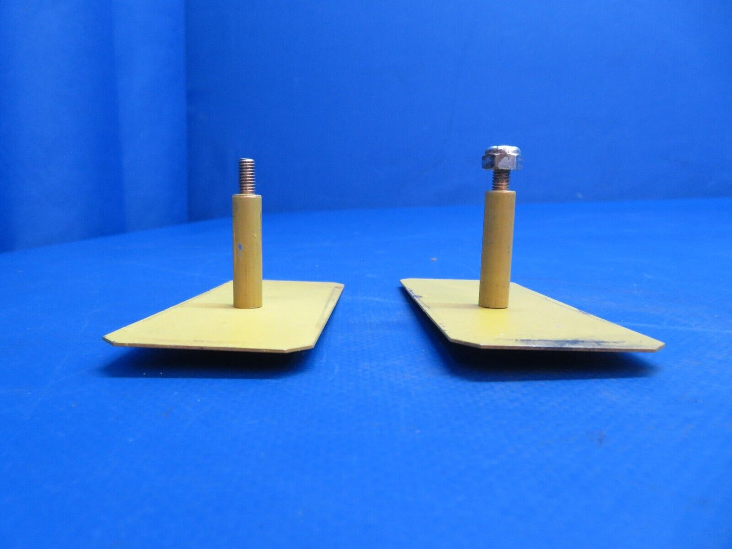 Lake LA-4-200 Cover Assy Control Column P/N 2-7102-131 LOT OF 2 (1222-733)