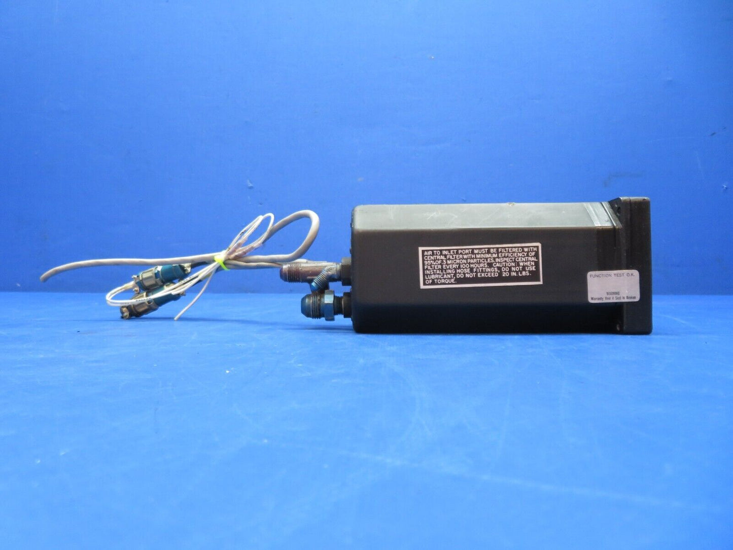 Edo-Aire Mitchell Attitude Gyro P/N IU367-102-2 CORE (0923-417)