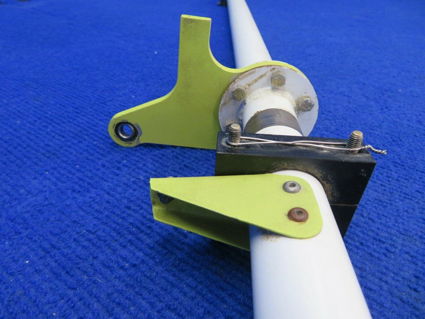 Socata TB-9 Flap Torque Tube LH, RH and Lever Assy P/N 27004005 (0522-683)