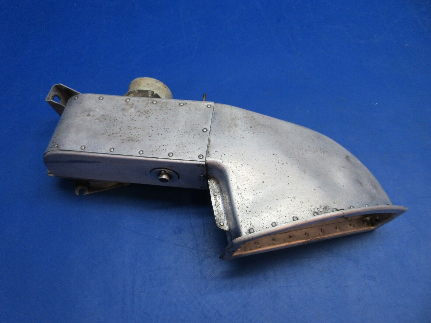 1956 Cessna 310 Carburetor Air Box Assy P/N 0850570-1 (0723-191)