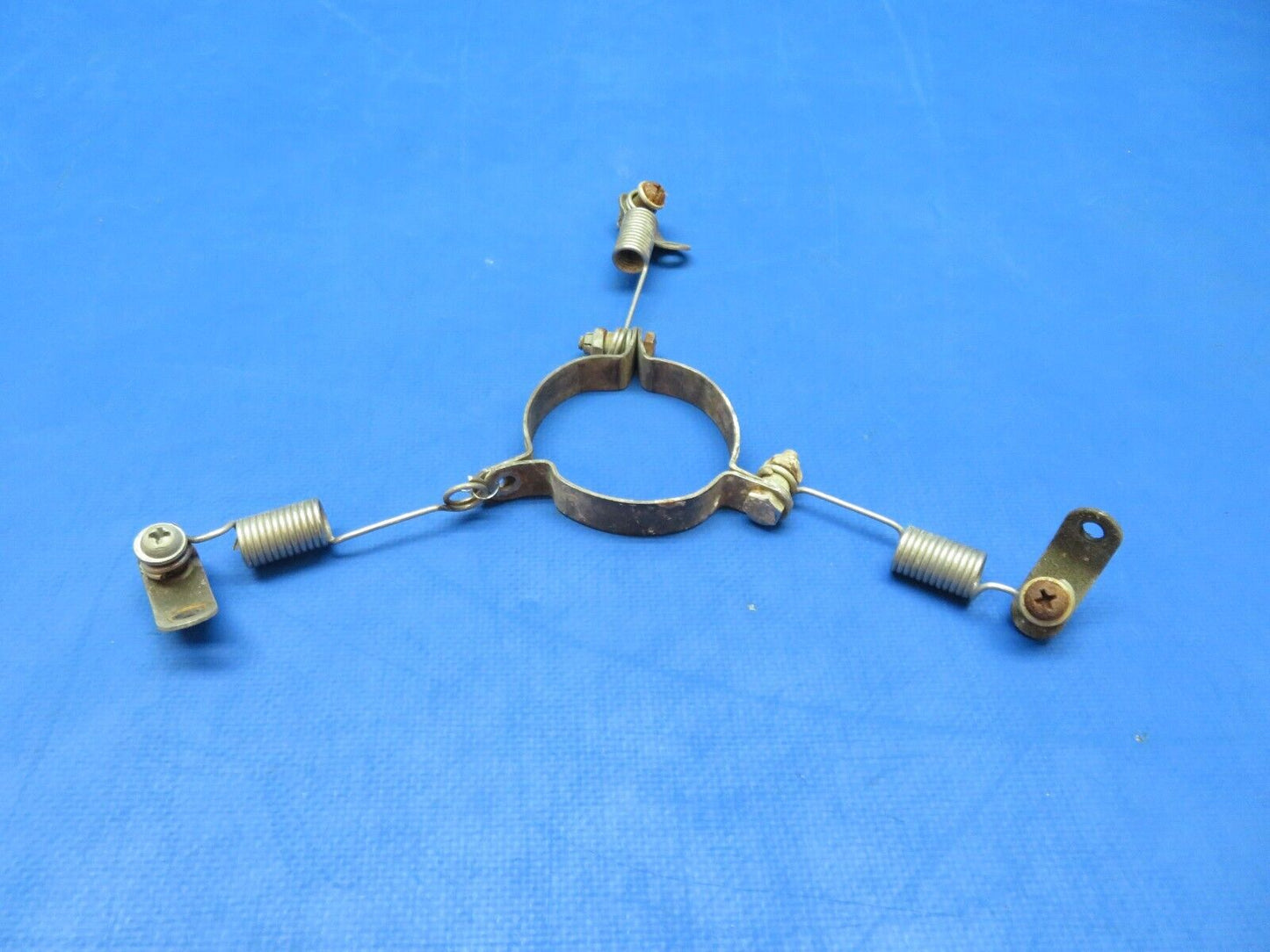 Cessna 310 310F Exhaust Stack Centering Clamp Spring Assy 0852000-28 (1123-350)