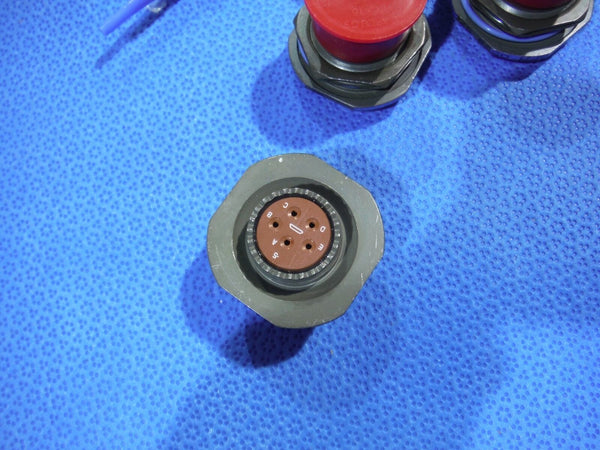 Amphenol Circular Connector P/N D38999/24WD5SN   (1015-16)