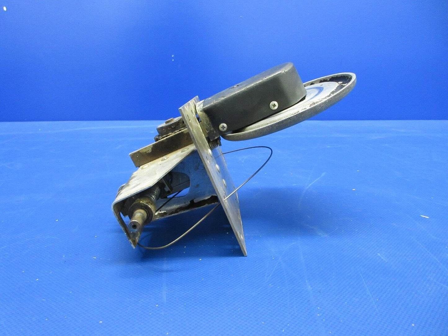 Mooney M20 / M20F Trim Wheel Stabilizer Assy P/N 740085-501 (0224-708)