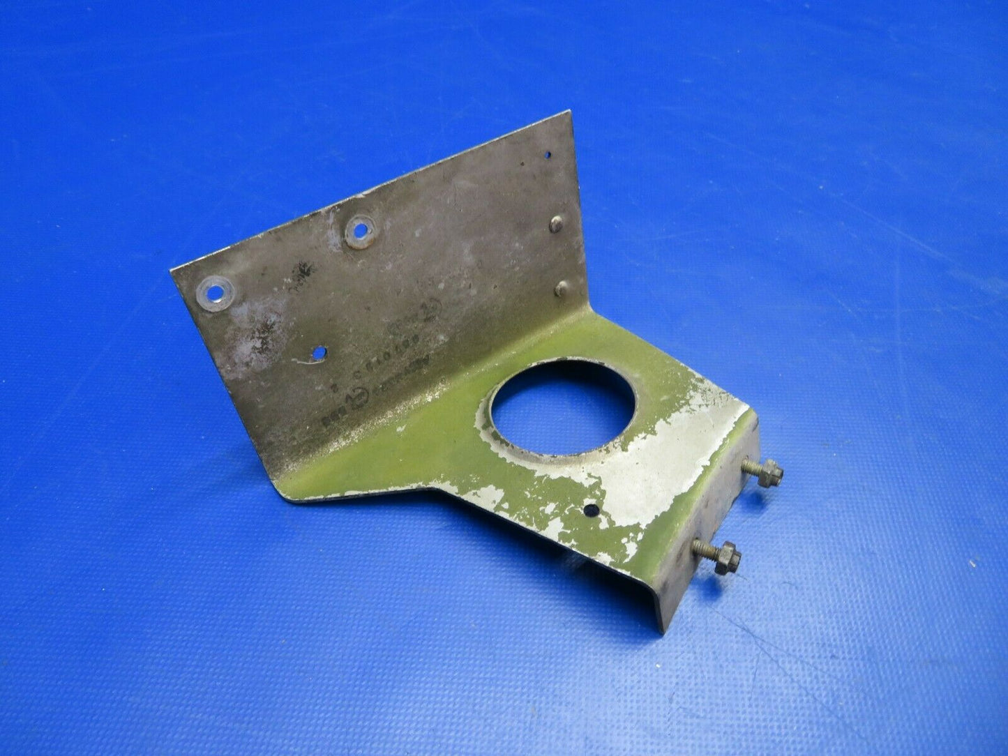 Cessna 310R Support Assy RH Check & Control Valves P/N 0870193-2 (0520-127)