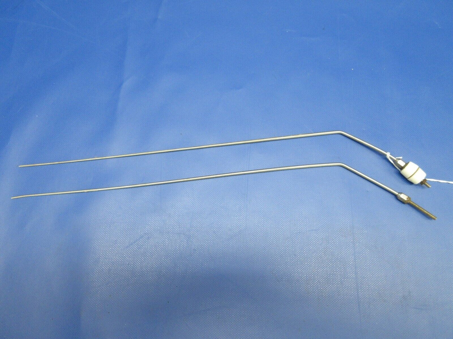 Cessna 150 COM Transmitting Antenna P/N NS5W4203 LOT OF 2 (0224-1350)