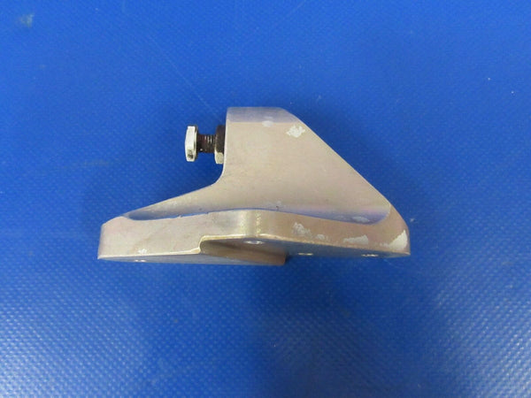 Cessna R182 Skylane RG Stop / Support Nose Gear LH P/N 2213089-1 (0817-35)