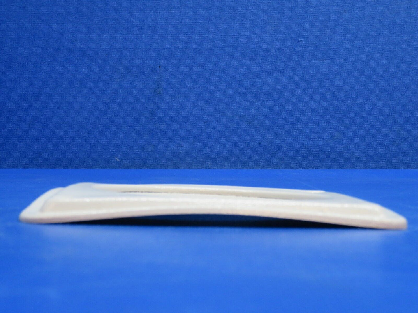 Beechcraft 99 Speaker Cover Assy P/N 059-P99-530094-3 NOS (0124-1219)