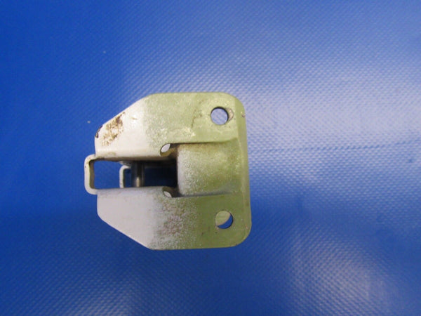 Beech Baron Aileron Hinge OTBD P/N 35-135025-32 (1217-41)