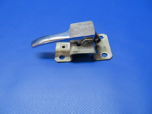 Piper Door Handle P/N 464-046 (0922-344)