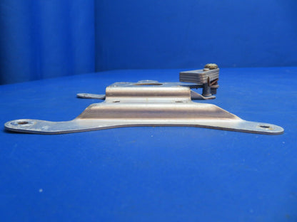 Piper PA-28-201T Dakota Airborne Fuel Selector Valve Assy P/N 1H80-2 (1222-705)