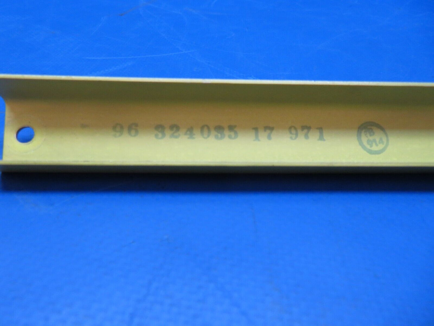 Beech 95-B55 Panel Plumbing Bracket P/N 95-324018-141 LOT OF 2 (0523-981)