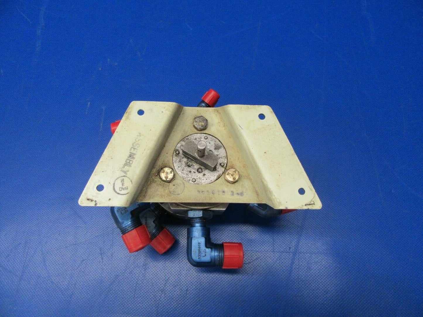 Bellanca 17-30A Super Viking Fuel Valve P/N HE825-1 (0819-199)