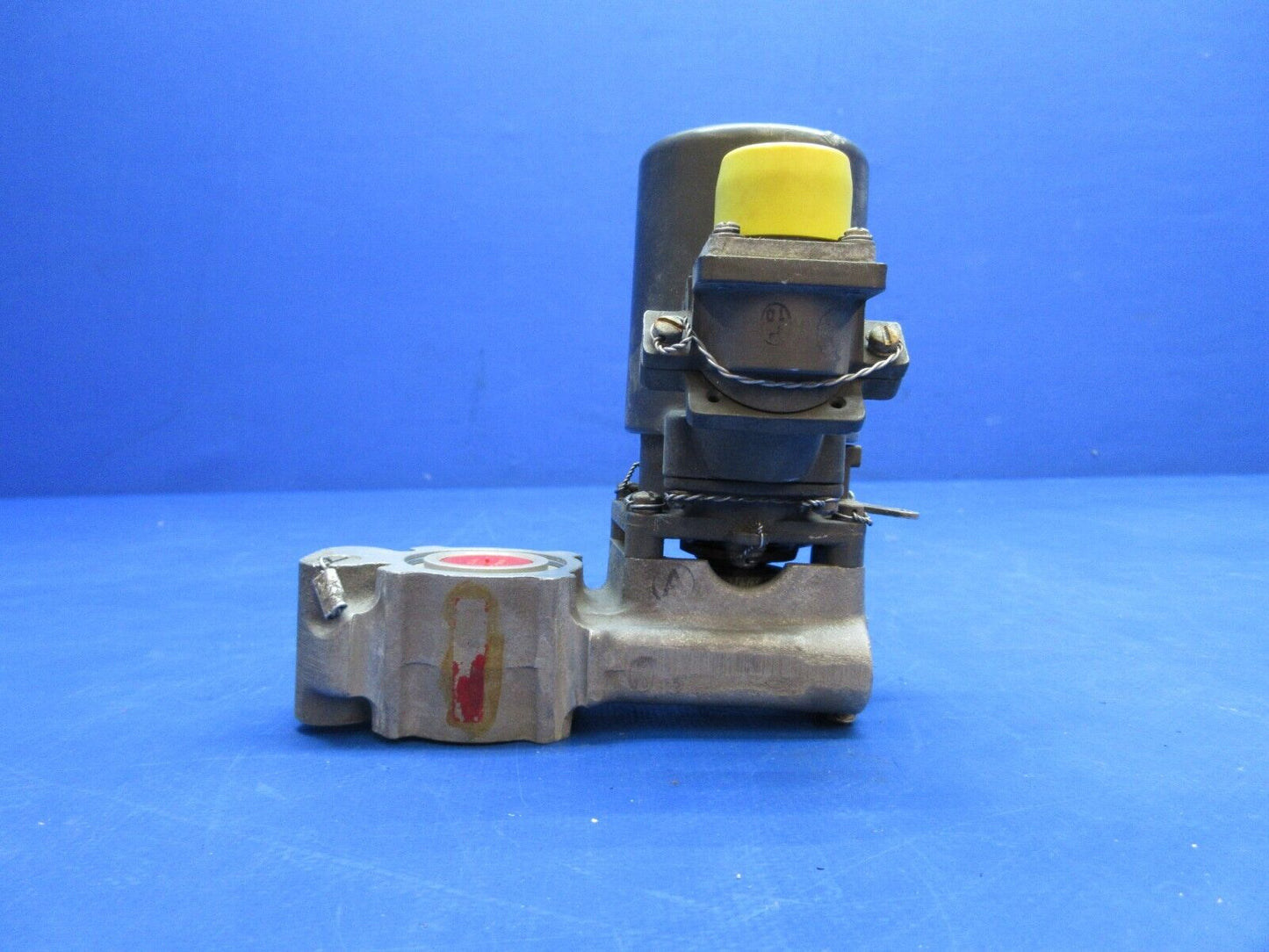 Mitsubishi Fuel Shut-Off Valve P/N MDK-133415-11 CORE (1123-745)