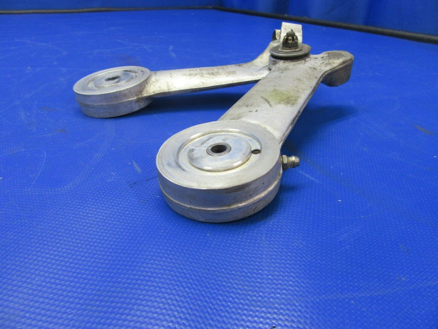 Piper PA-28-235 Torque Link OLD STYLE P/N 65691-00 Cast 63306-2 (0521-415)