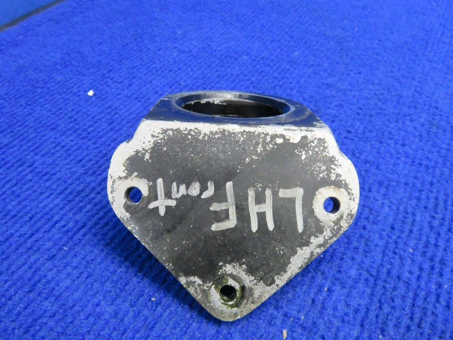 Continental TSIO-360 Bracket Engine Mount P/N 37107-00, 37107-000 (0322-346)